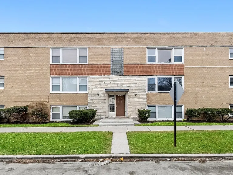 7327 S Kingston Ave #2 — Photo 1