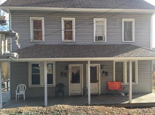 833 N 1st St #B, Lehighton, PA 18235