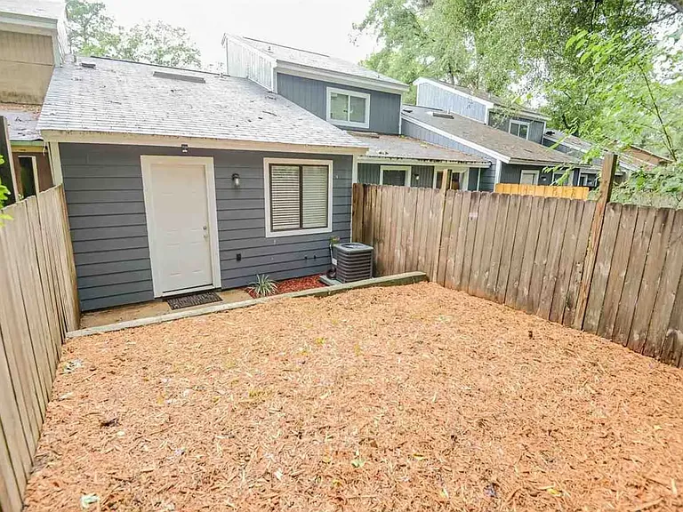 2267 Sandpiper St — Photo 23