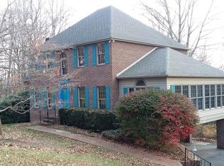 599 S Meadowlark Ln, Marion, VA 24354