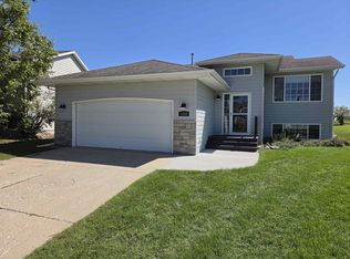 3729 Ithaca Ave, Spirit Lake, IA 51360