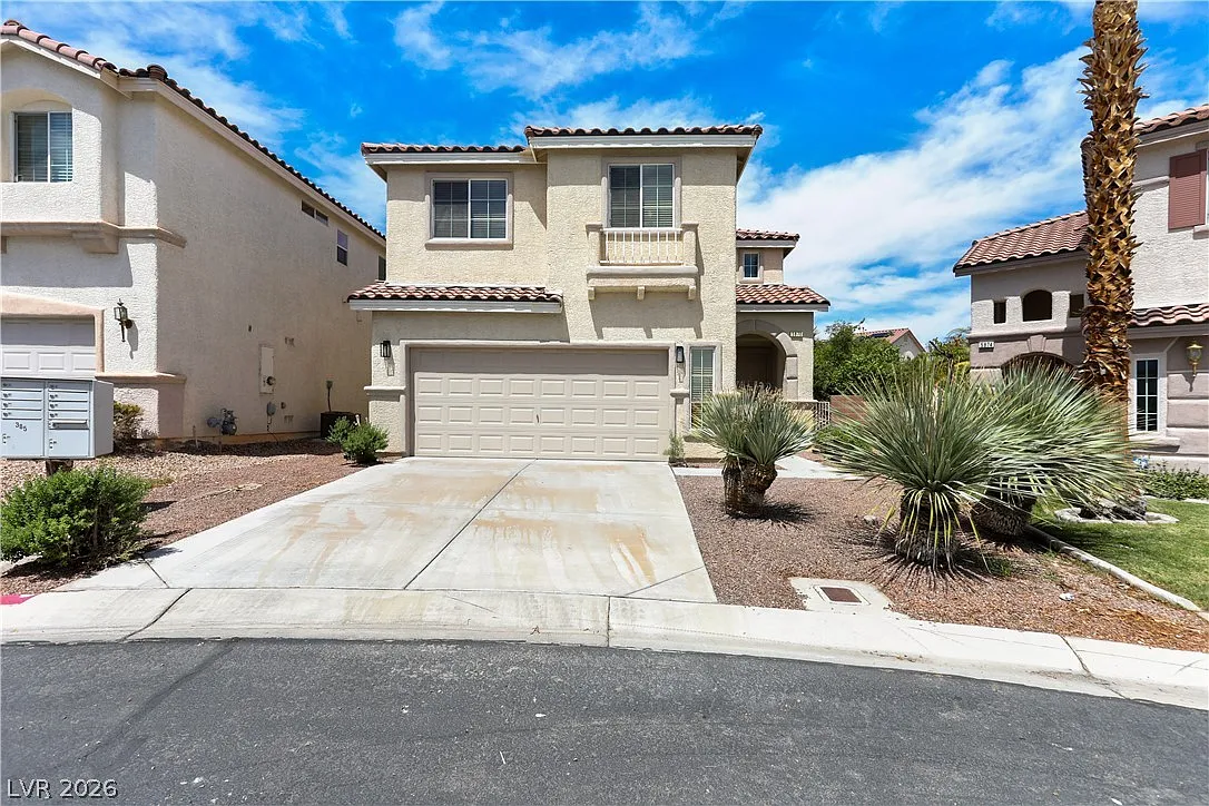 3 bed, 2.5 bath, 1542 sqft, $2,025 — Photo 1