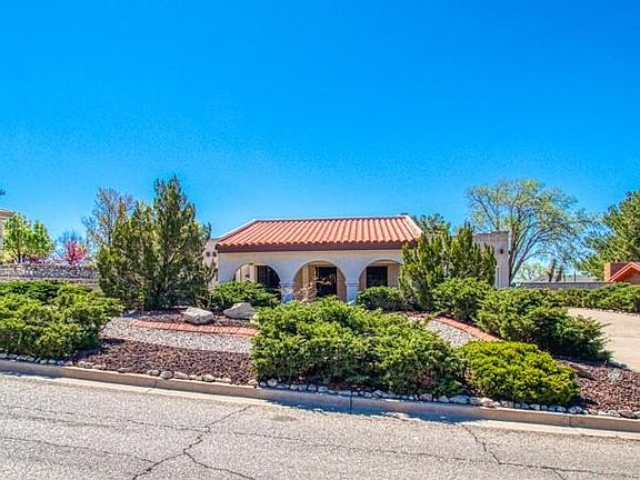 2nd image of 6007 Escondido Dr