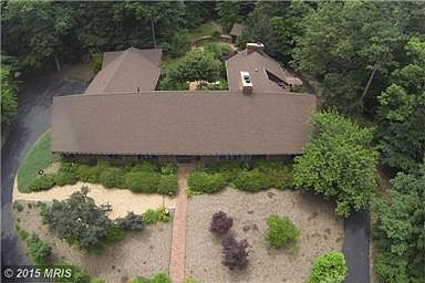 5th image of 16 Olde Plantation Dr