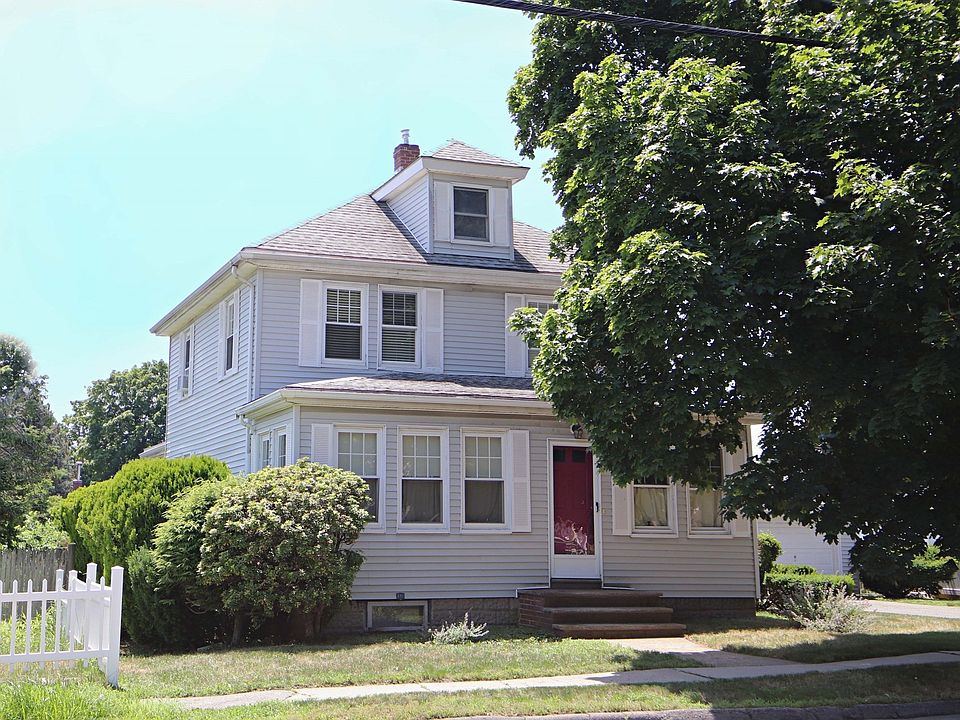 1st image of 116 Main St