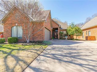 3300 Riviera Dr, Norman, OK 73072