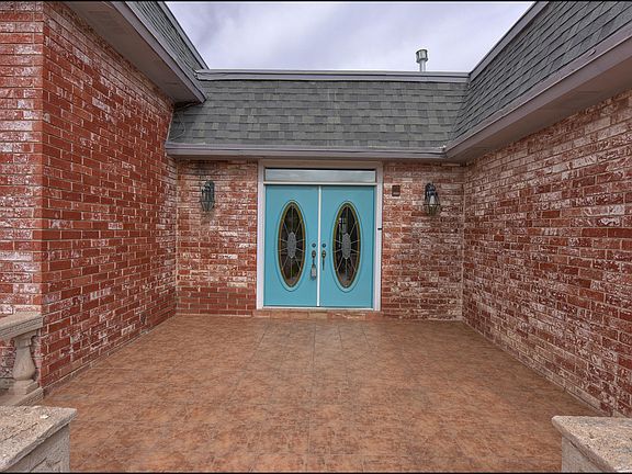 5th image of 6201 Pinehurst Dr