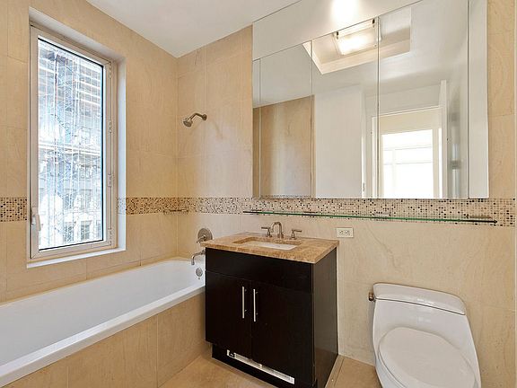 5th image of 325 5th Ave APT 14G