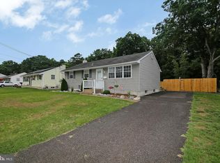 134 Country Club Rd, Pine Hill, NJ 08021