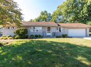 1430 Harden Dr, Barberton, OH 44203