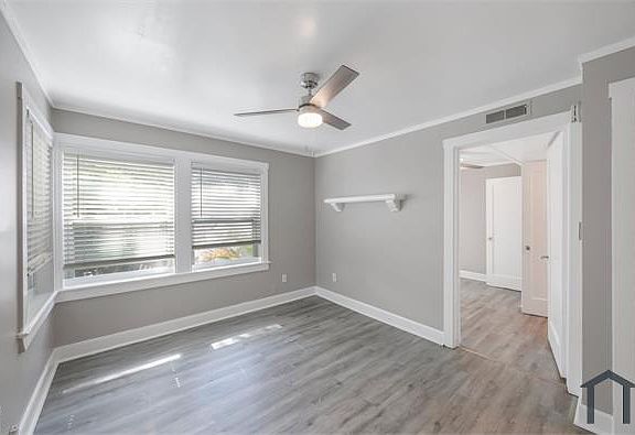 3rd image of 633 8th St N APT 7