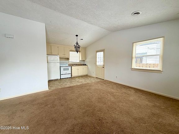 2nd image of 312 Clay St