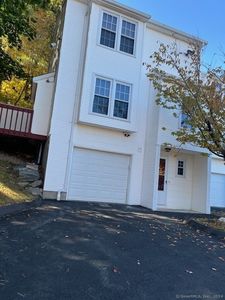 70 Deerwood Ln UNIT 1, Waterbury, CT, 06704