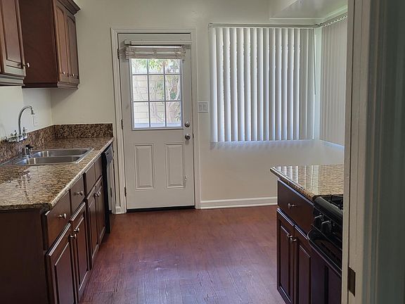2nd image of 1604-1604 Coral Pl