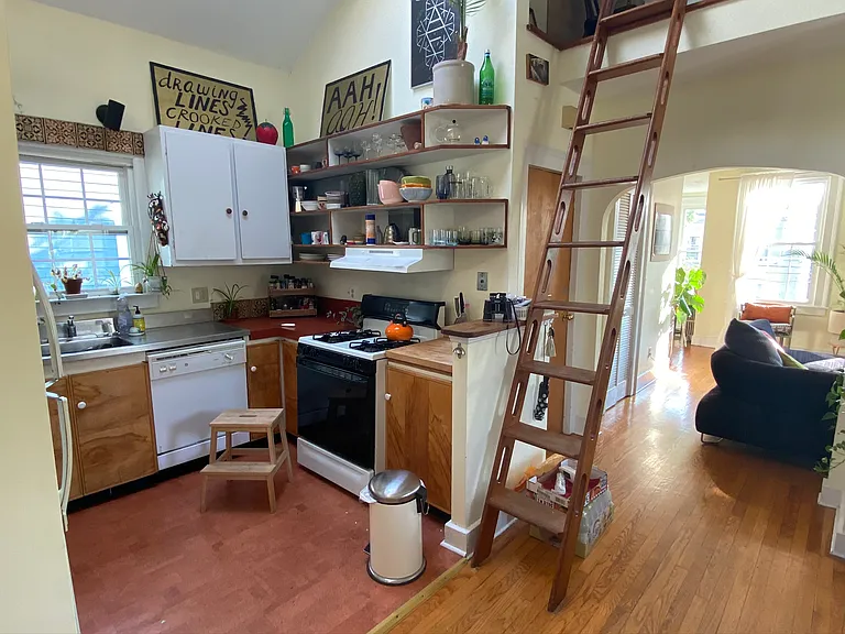 25 Clark St #2 — Photo 2