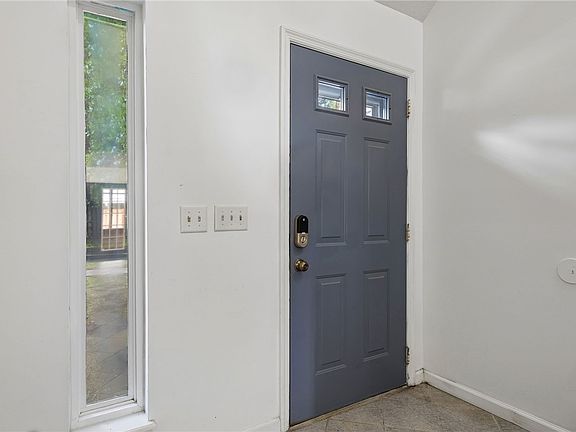 4th image of 108 Bachlott Rd