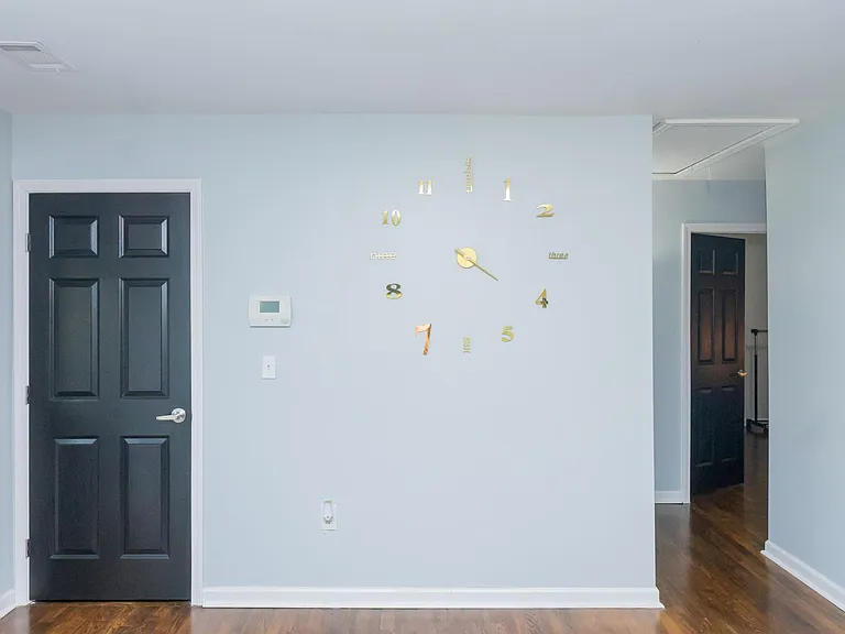 240 W Lake Dr NW — Photo 5