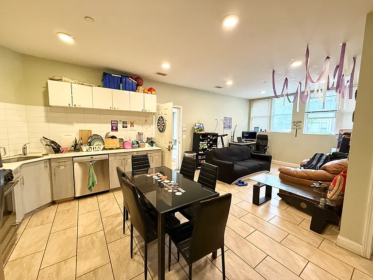 299 Dudley St #2A — Photo 4
