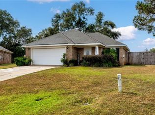 2120 Lumpkin Grove Ln, Mobile, AL 36608