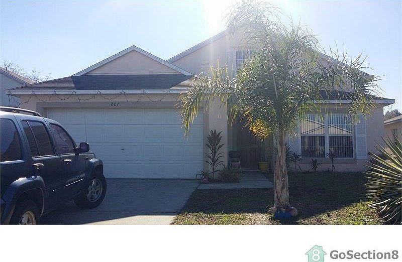 1st image of 807 Palmera St