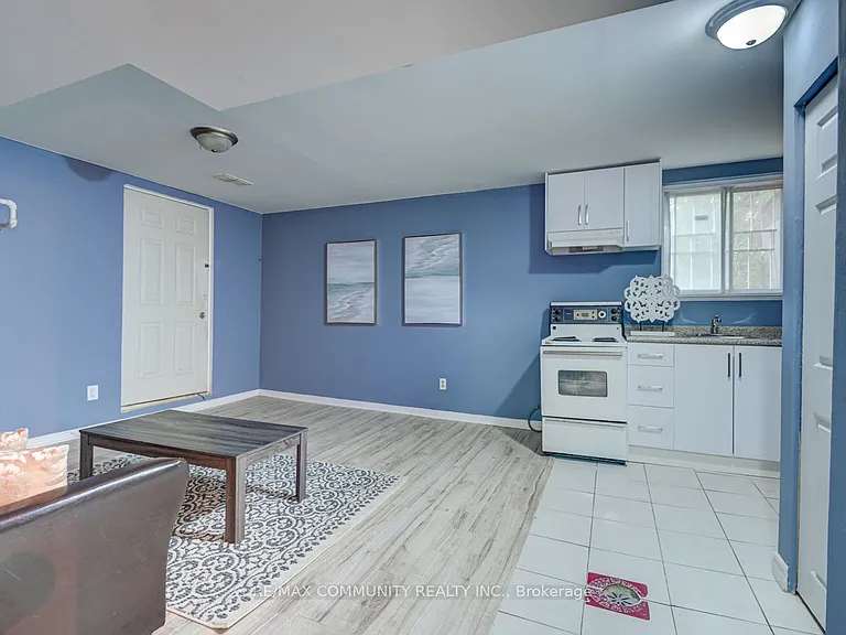12 Moonbeam Grv #LOWER LEVEL — Photo 6