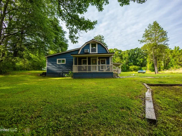 126 Cedar Oaks Cir, Byhalia, MS 38611