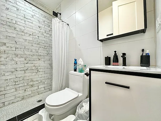 Rented by Doorway NYC, LLC | media 20