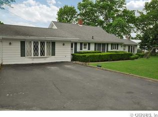 3694 Edgewood Dr, Geneva, NY 14456
