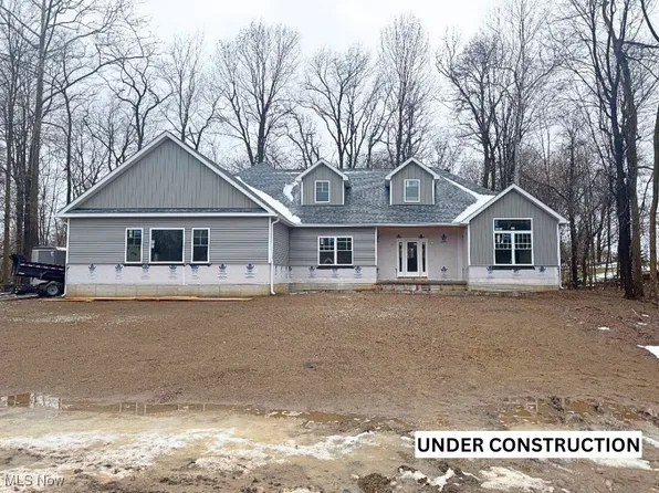 2791 Sylvan Rd, Geneva, OH 44041