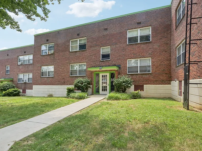 Greene Tree Apartments — Photo 13