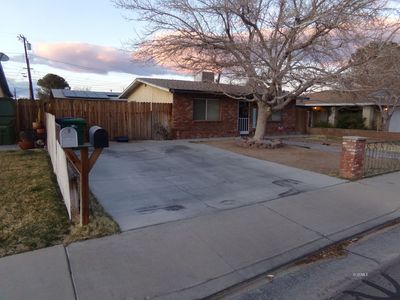 832 E California Ave, Ridgecrest, CA, 93555