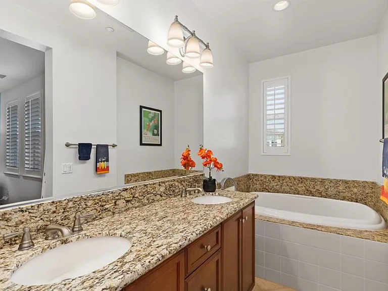 71 Brownstone Way — Photo 15