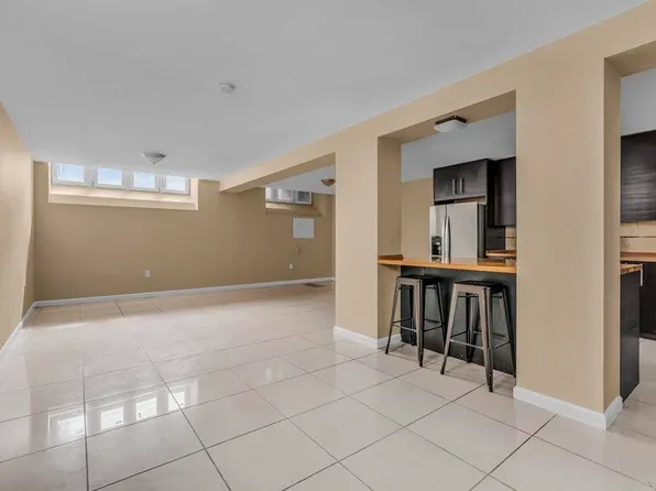 183 Thorne Street image 14 of 34