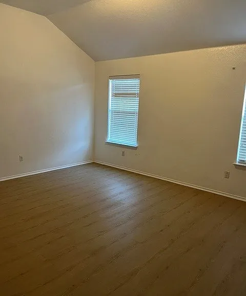 1556 Tonia Loop — Photo 23