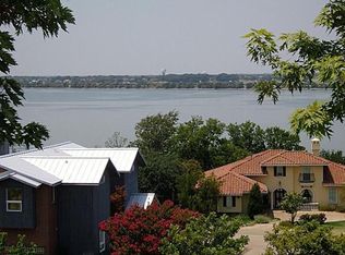 16 Intrepid Cir, Rockwall, TX 75032