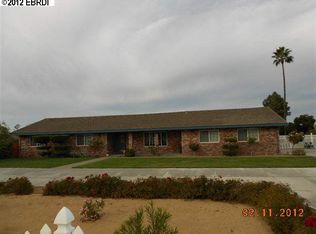 902 Carpenter Rd, Oakley, CA 94561