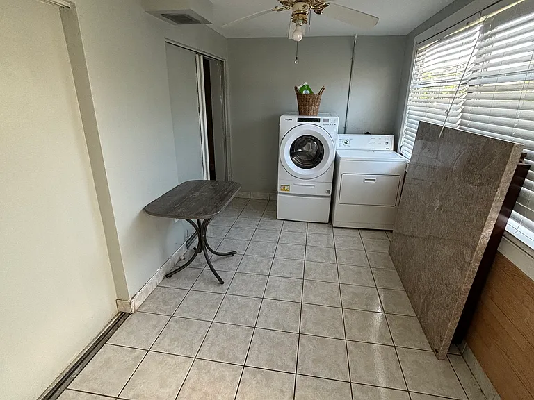 1000 49th St N #115 — Photo 10