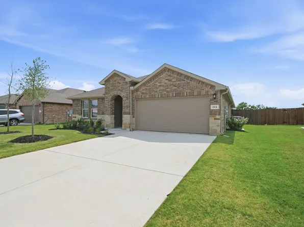 312 Blanco Dr, Azle, TX
