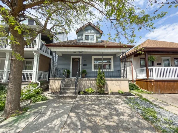 97 Crosthwaite Ave N, Hamilton, ON L8H 4V3