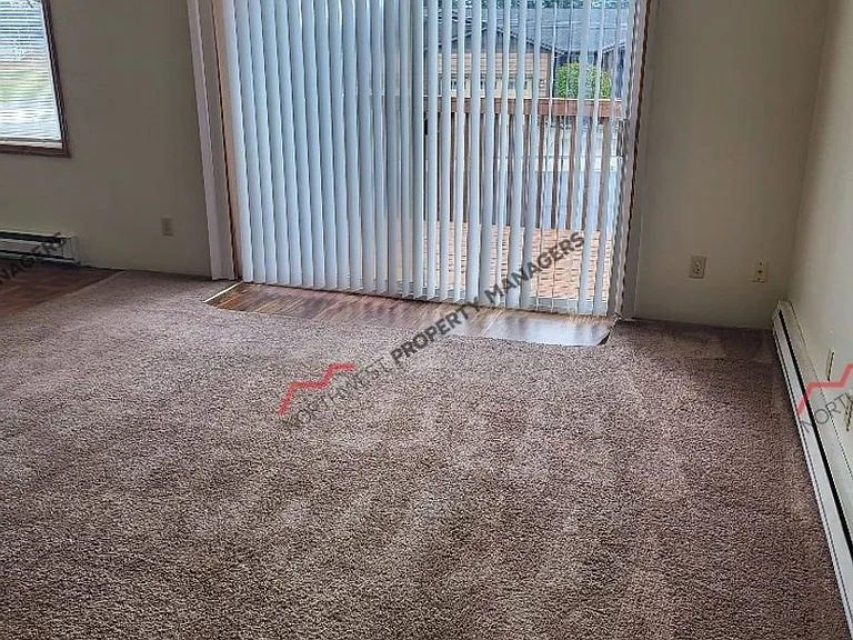 1205 Alder St — Photo 2