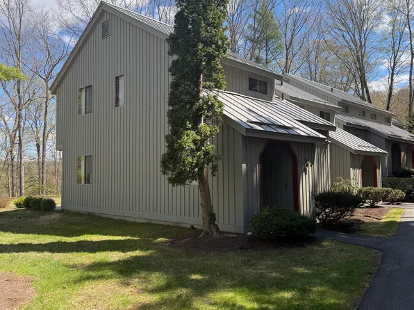 860 Murphy's Road, Hartford, VT 05059