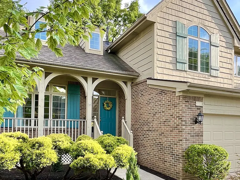 5849 Lafayette Ln — Photo 3