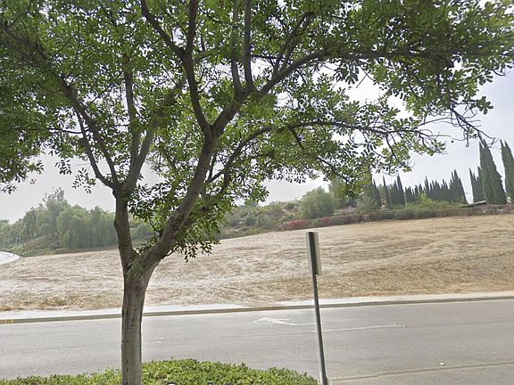 2nd image of Frost Avenue