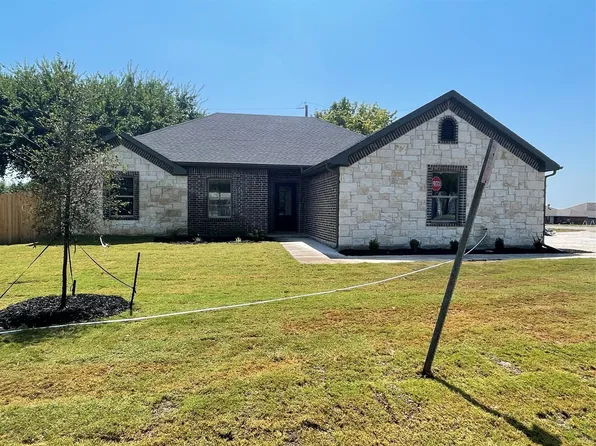 500 S Neathery St, Collinsville, TX 76233