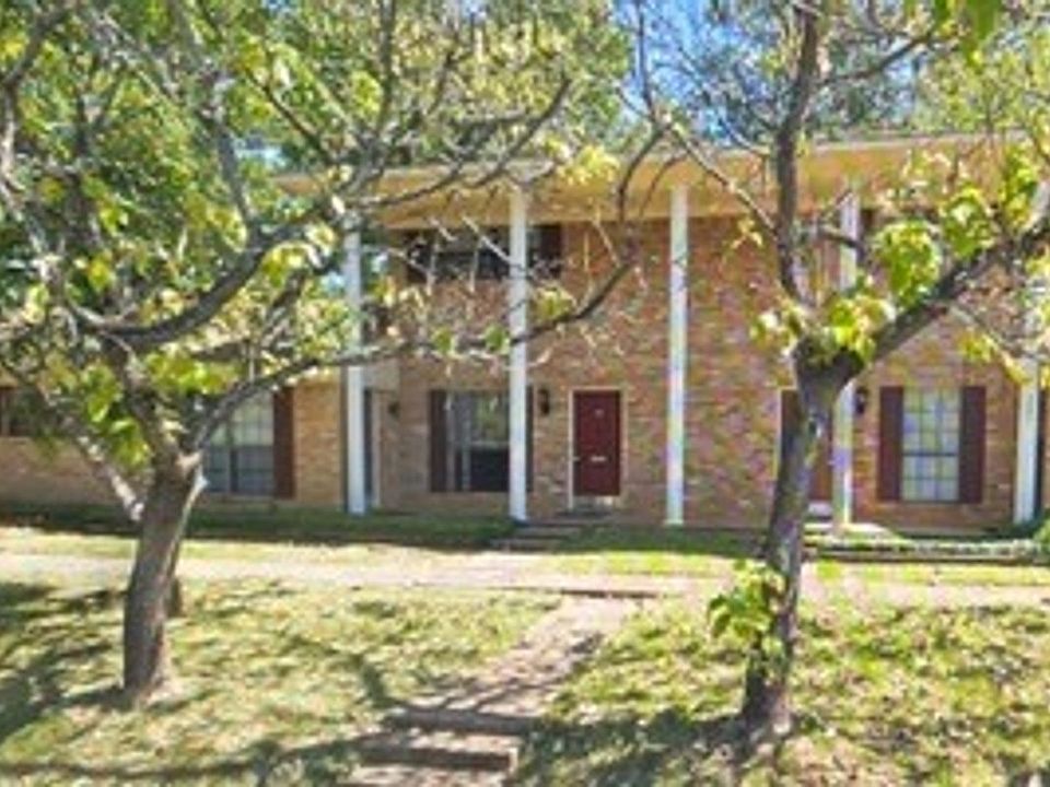 Austin Str Condos 3106 Pearl St Nacogdoches TX Zillow