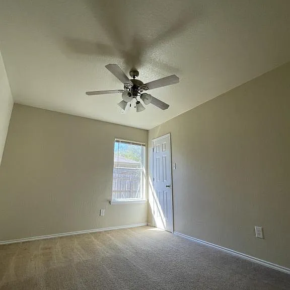1104 Leah Dr #A — Photo 8