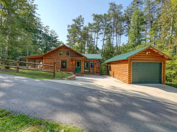 305 Whispering Hills Rd, Murphy, NC 28906