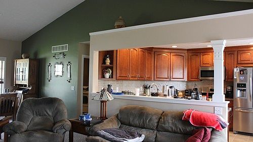 4th image of 22905 Redwood Dr