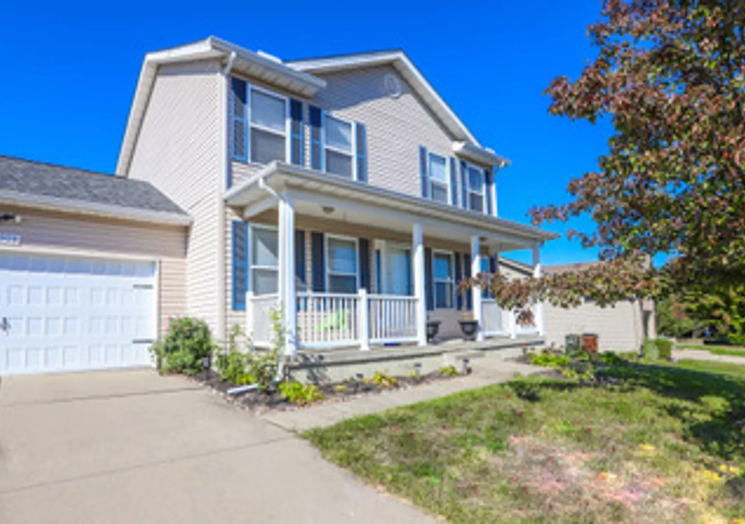 3 bed, 2.5 bath, 1895 sqft, $2,300 — Photo 3