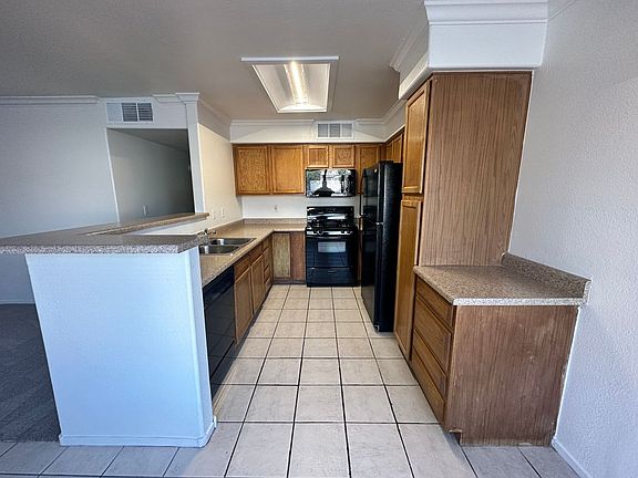 3rd image of 3070 Tarpon Dr Unit 201